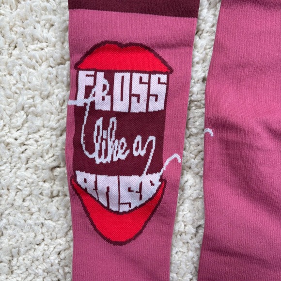 FIGS Floss Like a Boss Knee High Compression Socks Size L Pink Burgundy - Picture 2 of 5